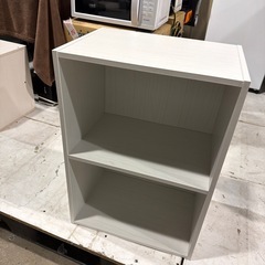 2段カラーボックスの画像