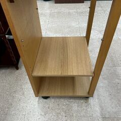 ★リユースのサカイ高崎店★TJ13528  棚 ライトブラウン H73.5×D41×W43 クリーニング済みの画像
