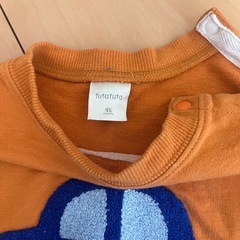 子供服　トレーナー　車の画像