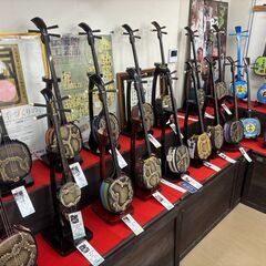 【2026年4月採用】三線組合店舗運営スタッフ募集！（フルタイム）/無料駐車場あり！の画像