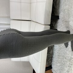着画あり CELINE セリーヌ ニットタイツ レギンス グレー M-L ヒップ85-98 身長150-165 D-TK1200 試着モデル着用の画像