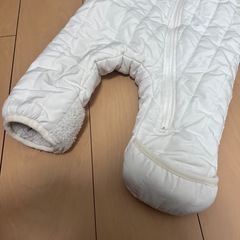 ベビージャンプスーツ　ロンパースの画像