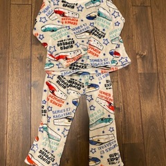 子供服　冬服　100センチ　6点(パジャマ含む)の画像