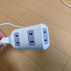 たこ足　コンセントの画像