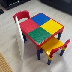 キッズテーブル、ブロックテーブル椅子付きの画像