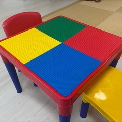 キッズテーブル、ブロックテーブル椅子付きの画像