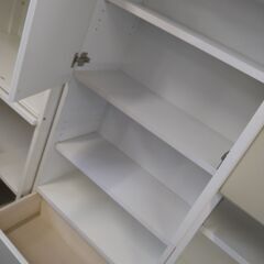 リユースのサカイ浦和店 【F460】★飾り棚 白の画像