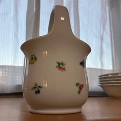 【取引中】フルーツ柄陶器の画像