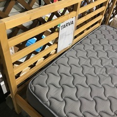 IKEA ダブルベッドの画像