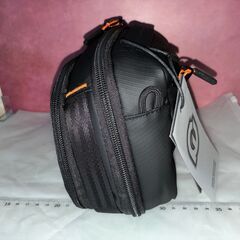 【新品】ガジェットポーチの画像