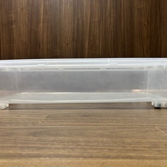 衣装ケース5個あります。の画像