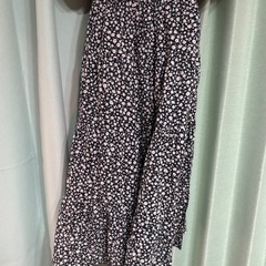 GU フラワープリントフレアロングスカートXL☆の画像