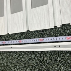 アコーディオンカーテン　ホワイトウッド調の画像