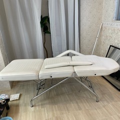 エステ フェイシャル　マツエク ネイル 美容 ベッドの画像