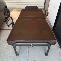 電動ベッド
の画像