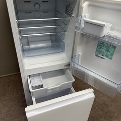 Hisense ハイセンス　ノンフロン冷凍冷蔵庫　HR-G13C-W 135L 2023年の画像