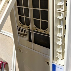 ウィンドウエアコン 窓エアコン 動作品 汚れありの画像