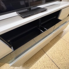 【リユースマン倉敷】ロングTV台 木目調艶ホワイトの画像