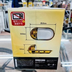 【黄金に輝く！】便器型のカレー皿の画像