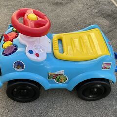 キッズ　乗り物、椅子の画像