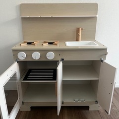 木製　おままごとキッチン　野菜や果物　鍋付き　の画像