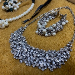 FRAY I.Dネックレスなど、5点セットの画像