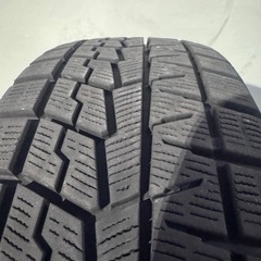 185/60R15 ヨコハマ スタッドレスの画像