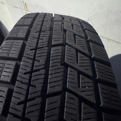 185/60R15 ヨコハマ スタッドレスの画像