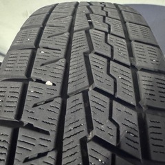 185/60R15 ヨコハマ スタッドレスの画像