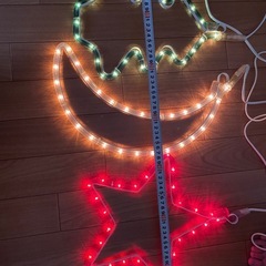 クリスマス　イルミネーション　ツリー　月　星の画像