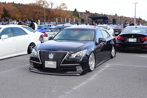 トヨタ クラウン ロイヤルサルーンG KAZSUS brembo