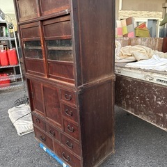 水屋食器棚の画像