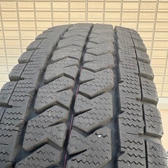 195/80R15 スタッドレスタイヤ4本の画像