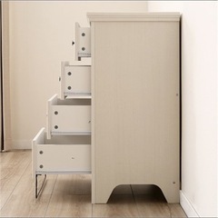 ニトリ　4段チェスト　　の画像