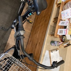 【前後タイヤ・チューブ新品！】 LEDオートライト　6段変速　27インチ自転車　ブラックの画像