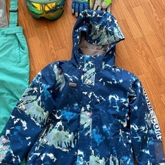 スノーボードウェアなど4点セットの画像