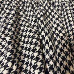 千鳥柄フレアスカートの画像