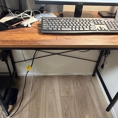 PCデスクの画像