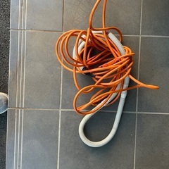 マキタ生垣バリカン電源コード式の画像