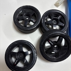 車のラジコンバッテリーの画像