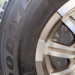 アルミホイール&スタッドレスタイヤ265-70R16の画像