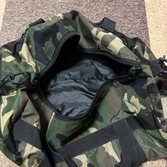 迷彩バックの画像