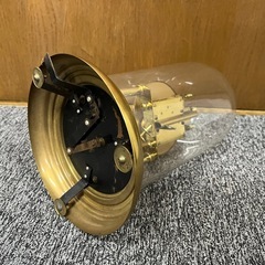 ✨【HERMLE（ヘルムレ） ガラスドーム型置き時計】✨の画像