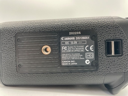 【トレファク足立扇店】ﾃﾞｼﾞﾀﾙ一眼ﾚﾌｶﾒﾗ Canon EOS-1D Mark II ﾎﾞﾃﾞｨ 取説･充電器付