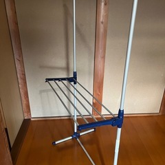 室内物干しの画像