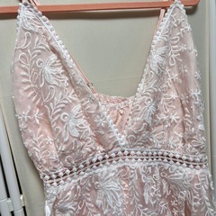 SHEIN プラスサイズ Vネック 刺繍 ドレスの画像