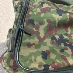 大型迷彩バックの画像