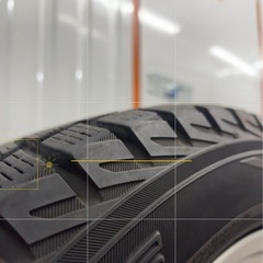 BMW X5 用 スタッドレスタイヤ + ホイール 4本セットの画像