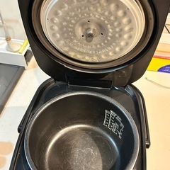 (お問い合わせ中止中)アイリスオーヤマ マイコンジャー 5.5合の画像