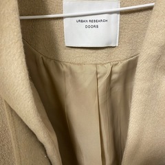 アーバンリサーチドアーズのコートの画像